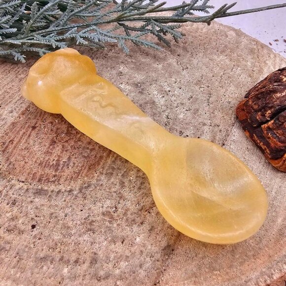 Nature Yellow Quartz Hand Carved Panda 3.2" Spoon. - Picture 8 of 10